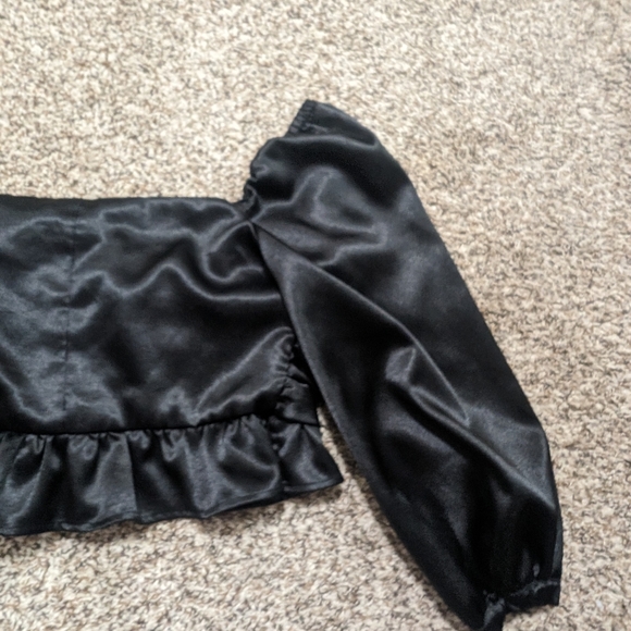 Majorelle Black Satin Cropped Puff Sleeve Top - Picture 7 of 11